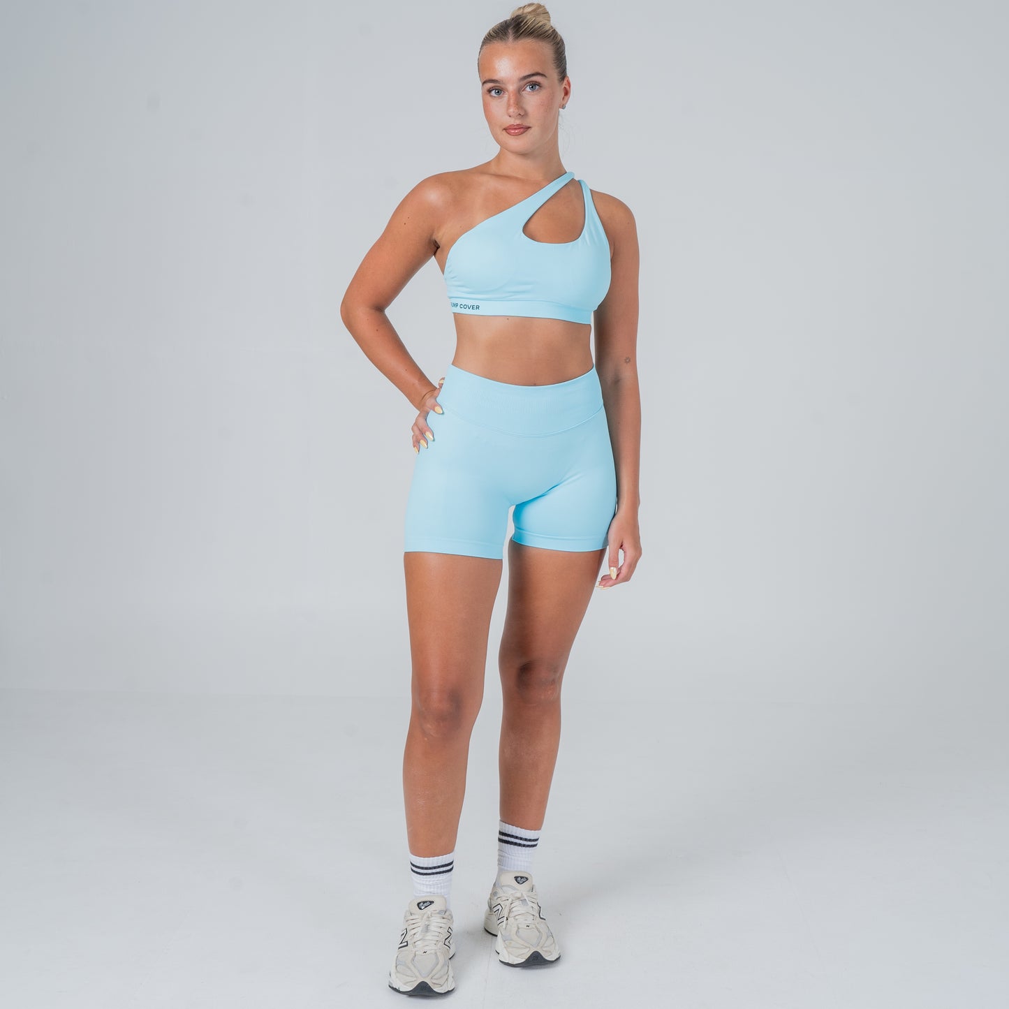 Pumpcover cross front bra